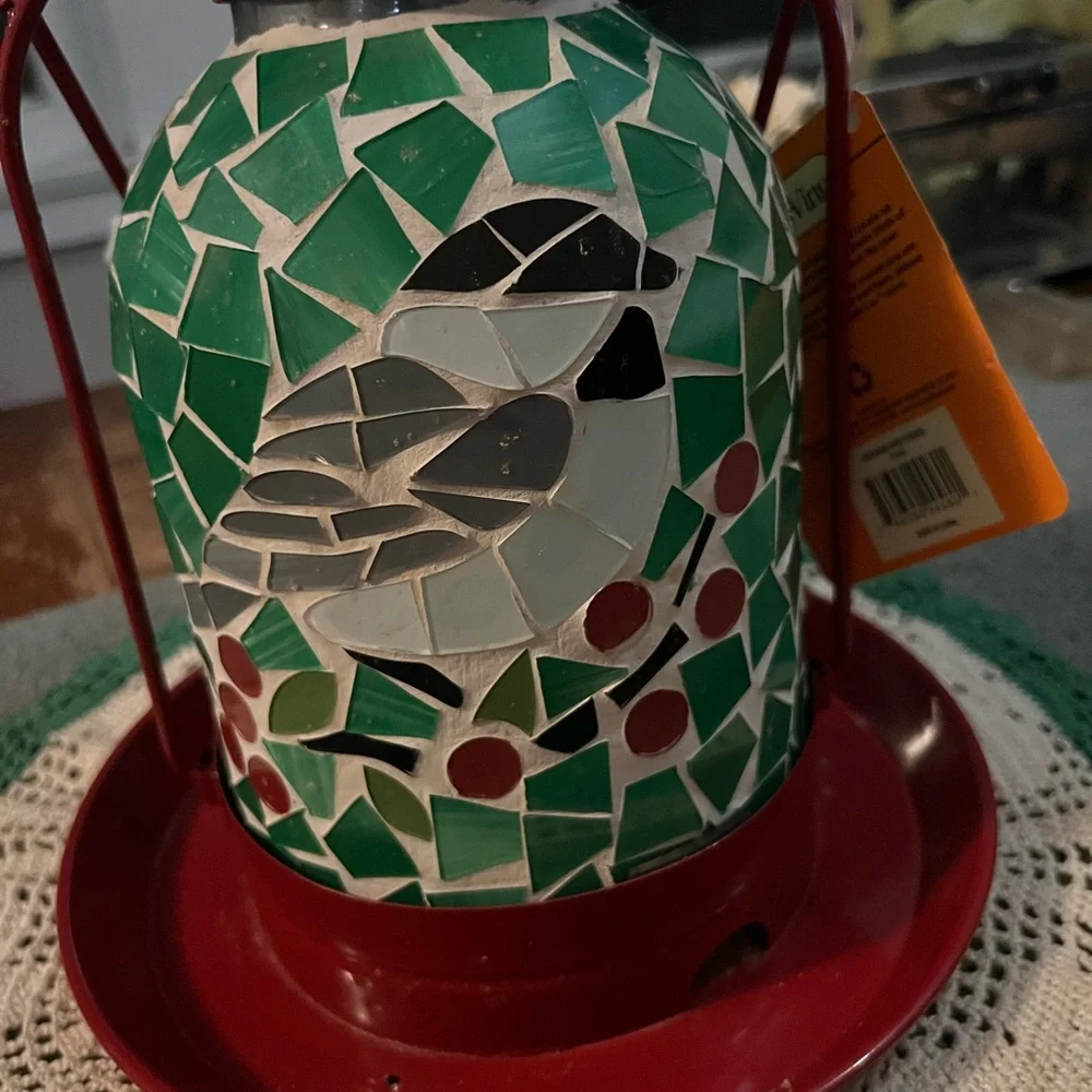 NWT Large Mosaic Bird Feeder - Featuring Red and Green Bird